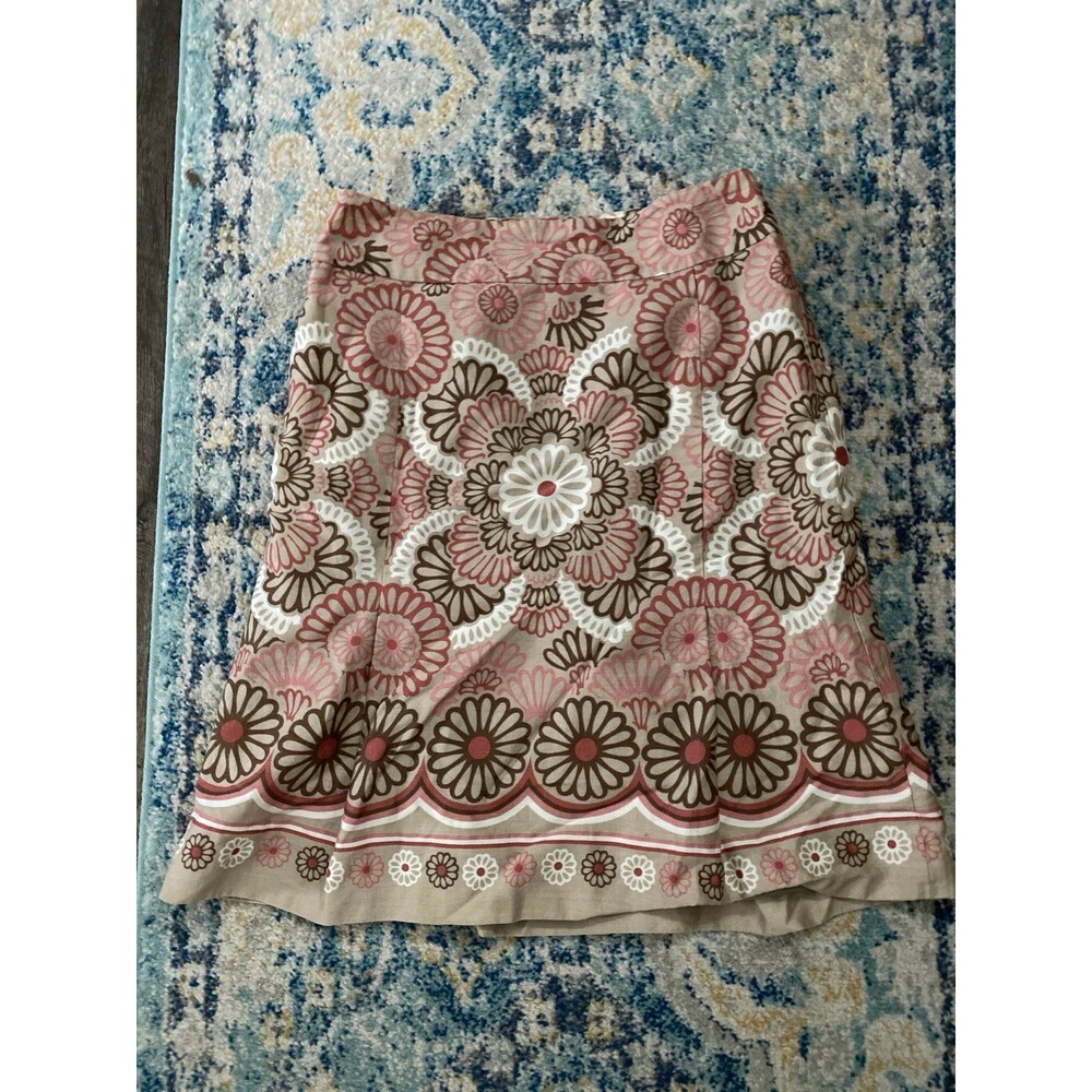 A line print skirt
